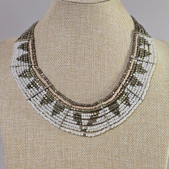 Collar Bib Style Pearlized Pink Bronze White Necklace - Picture 1 of 3